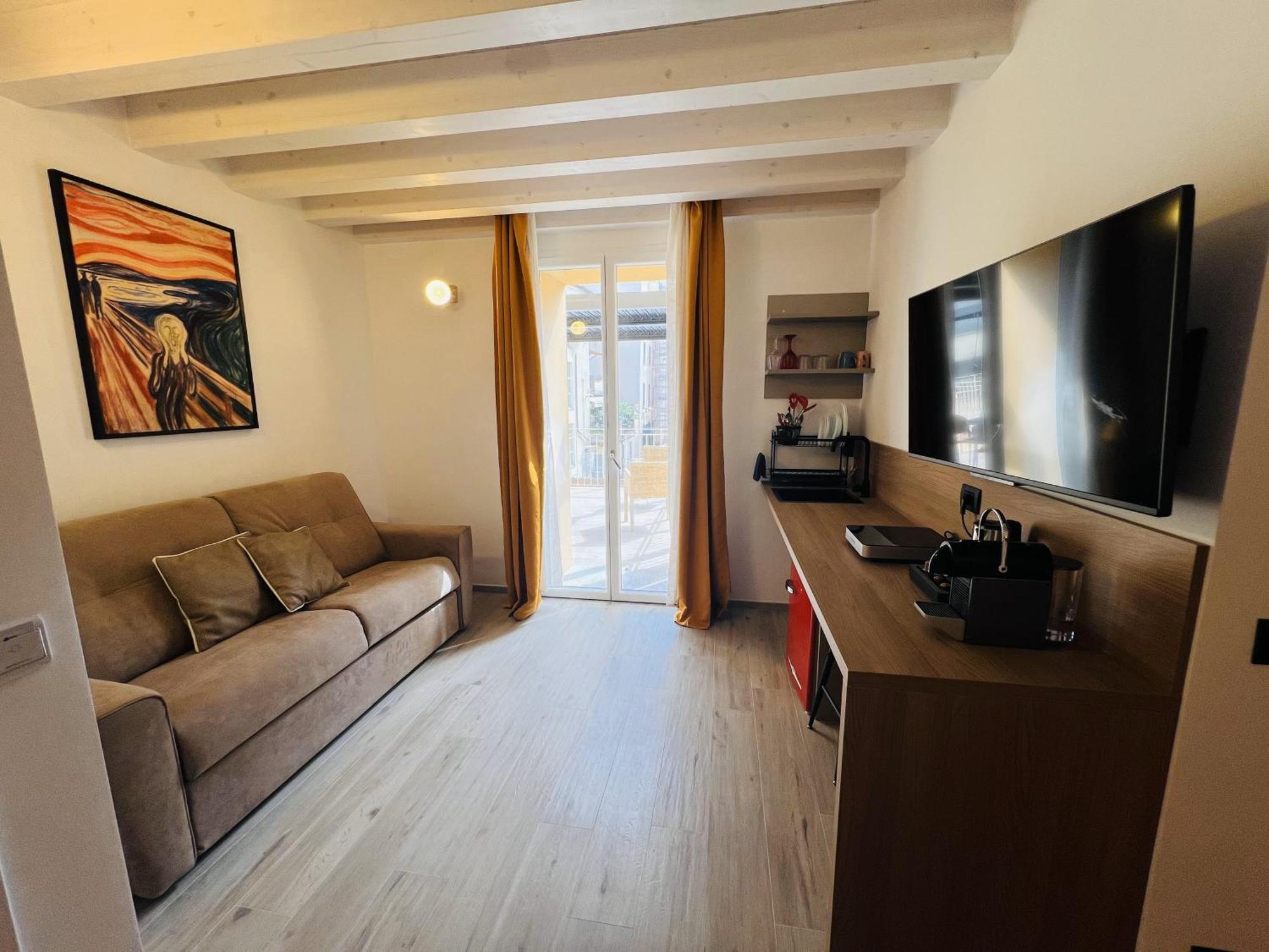 Cinque Terre Hub Suite Art Специя Экстерьер фото